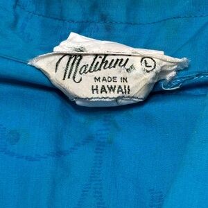 Malihini Blue Hawaiian Shirt Vintage Early 1960’s. Size Large Men’s